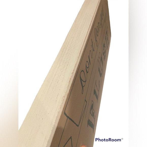 Don’t forget to flush bathroom sign - Picture 3 of 6